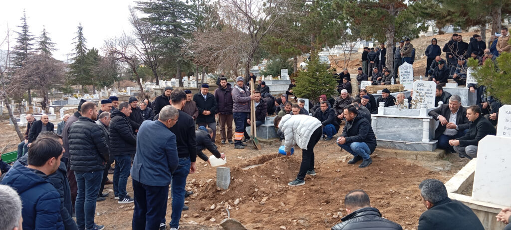 MHP Yunak İlçe Başkanı Bayram Çil’in Acı Günü