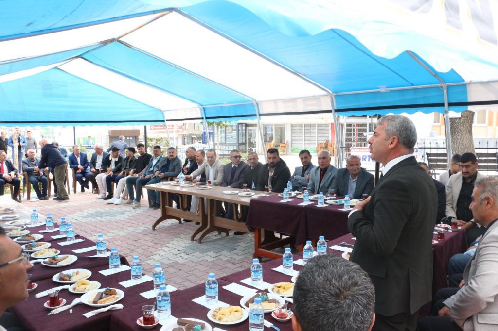 Yunak Belediye Başkanı Günaltay’dan Bayram Ziyaretleri