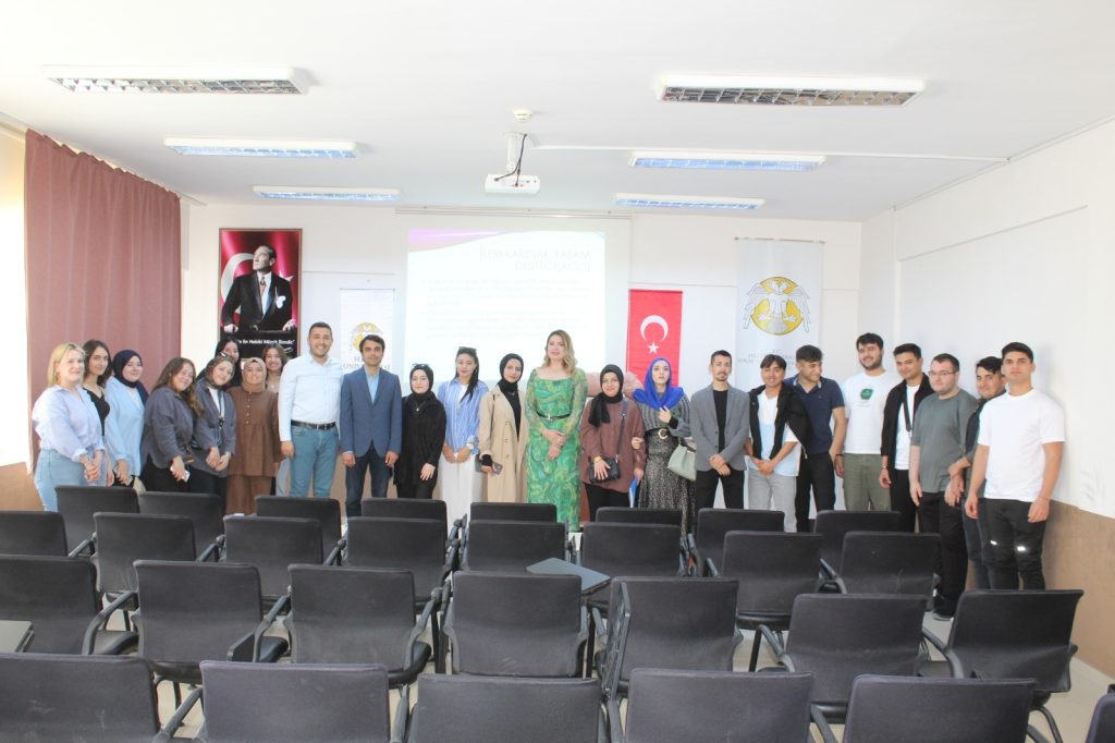 Yunak’ta  Öğrencilere “İlk Yardım Farkındalığı Eğitimi” Verildi