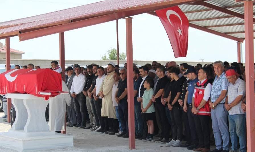 Kıbrıs Gazisi Abdil Erdoğan, Yunak’ta Son Yolculuğuna Uğurlandı
