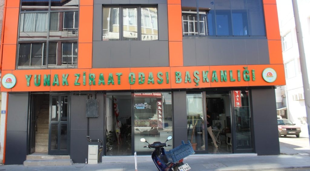 Yunaklı Çiftçiler İçin ÇKS Başvuru Merkezi: Ziraat Odası