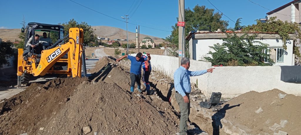 Fatih Mahallesine Hizmetler Su Gibi Akıyor