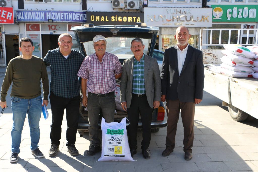 Yunaklı Çiftçilere Mercimek Tohumu Desteği