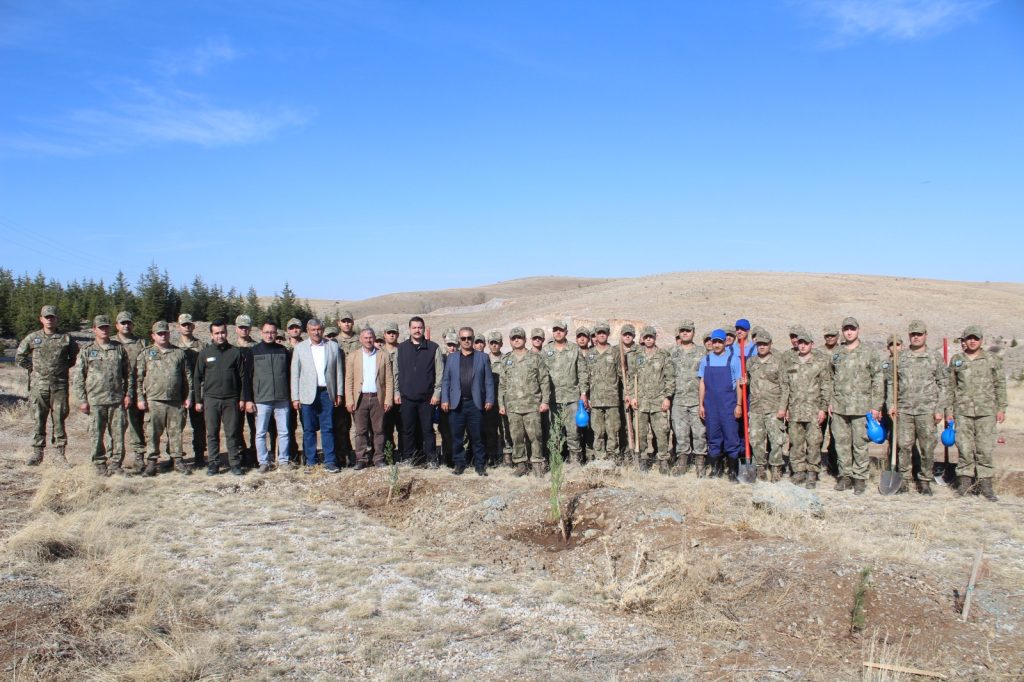 Yunak Çöl Olmasın Diye  Komutandan Tek Emir: “Dik, Koru, Yaşat”