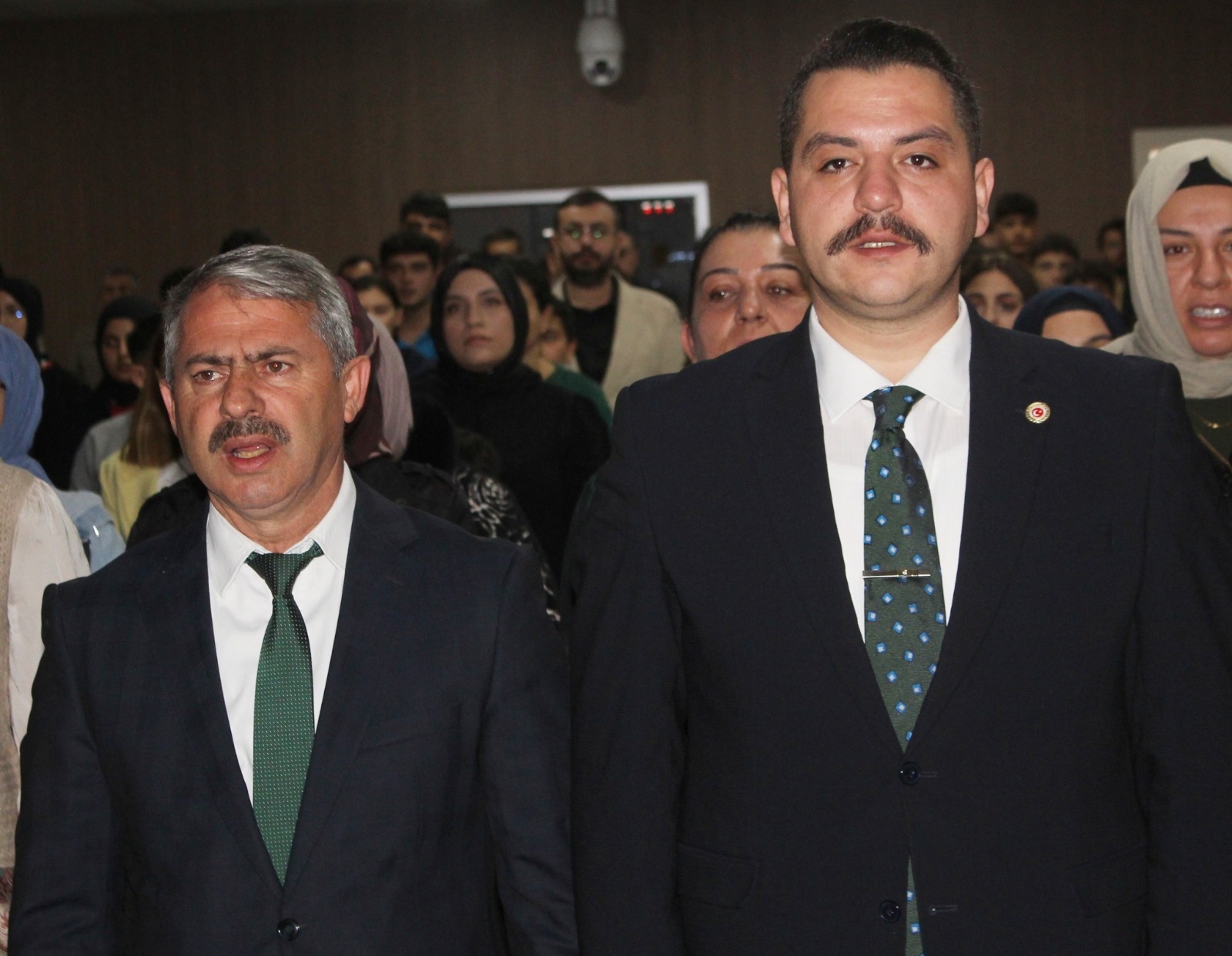 Yunak’ta Devlet Sessizce Konuşuyor