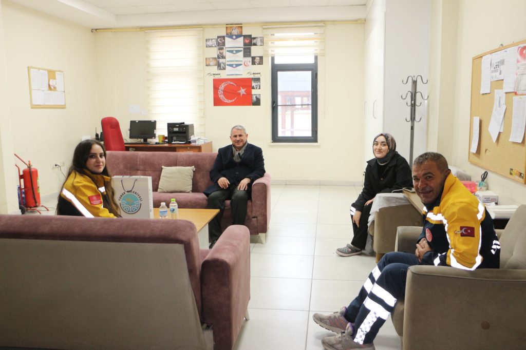 Bayramda Nöbet Tutan Kamu Görevlilerine Başkan Günaltay’dan Çatkapı Bayram Ziyareti